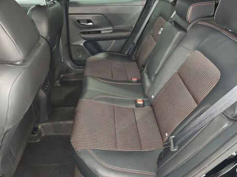 Used 2025 Nissan Kicks SR image 26