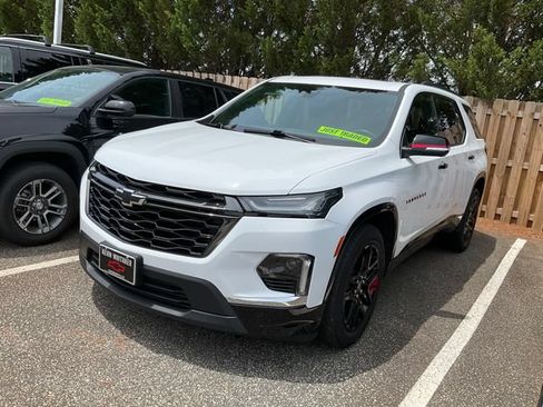 Used 2023 Chevrolet Traverse Premier w/ Redline Edition FWD image 3