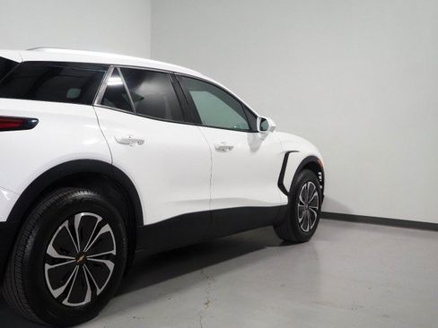 Used 2024 Chevrolet Blazer EV LT AWD/4WD image 58