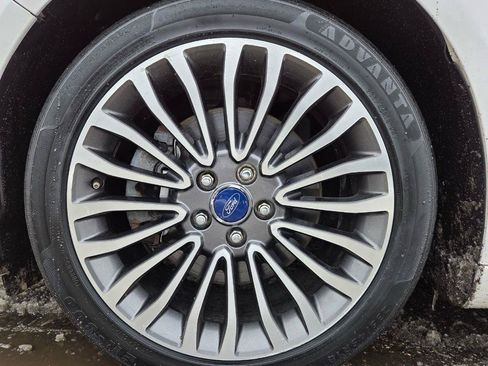 Used 2017 Ford Fusion Energi Platinum FWD image 16
