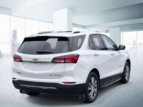 Used 2023 Chevrolet Equinox Premier AWD/4WD image 4