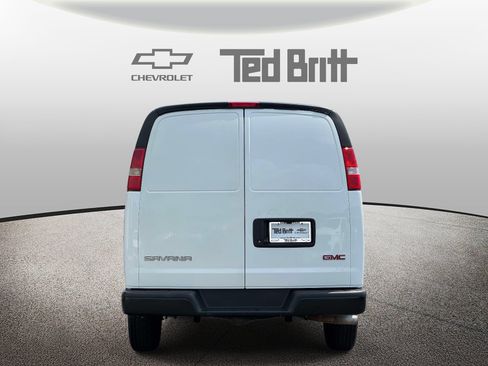 Used 2024 GMC Savana 2500 w/ Driver Convenience Package RWD image 5