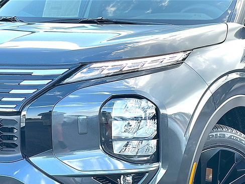 New 2026 Nissan Rogue SL AWD/4WD image 4