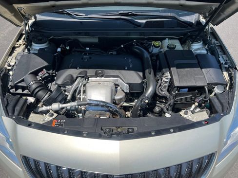 Used 2016 Buick Regal FWD image 16