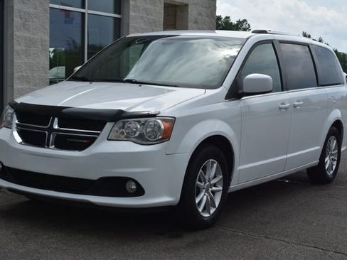 Used 2019 Dodge Grand Caravan SXT FWD image 15