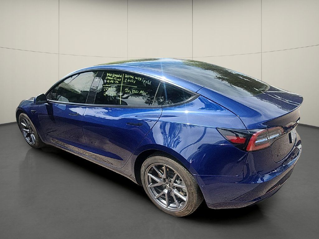 Used 2022 Tesla Model 3 RWD image 5