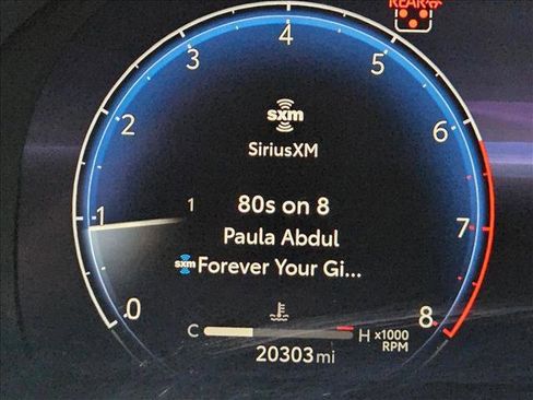 Used 2025 Toyota Highlander XSE AWD/4WD image 12
