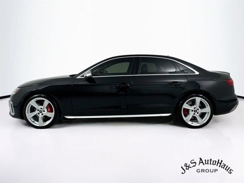 Used 2023 Audi S4 Premium Plus w/ Premium Plus Package AWD/4WD image 4