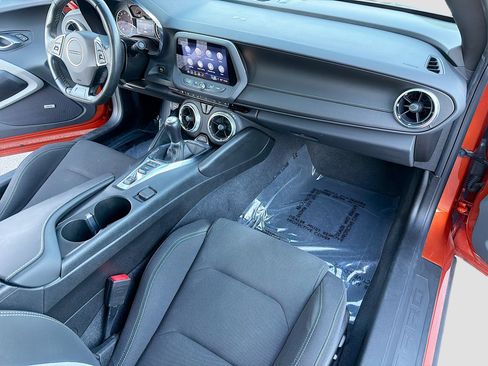 Used 2023 Chevrolet Camaro LT w/ Technology Package image 12