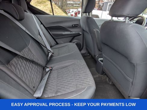 Used 2022 Nissan Kicks S image 16