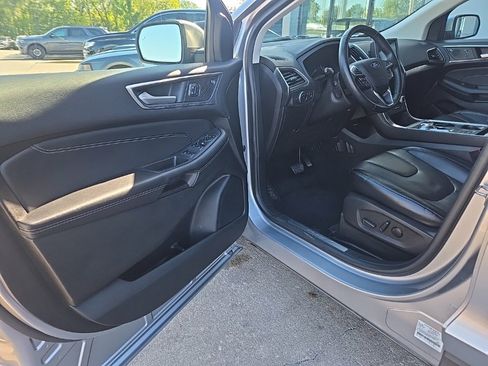 Used 2022 Ford Edge Titanium w/ Equipment Group 301A image 32