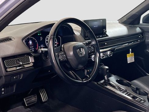 Used 2023 Honda Civic Sport image 7