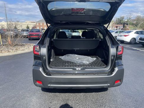 Certified 2025 Subaru Outback Premium w/ Popular Package #1 image 34