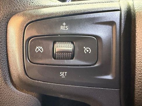Used 2019 Chevrolet Silverado 1500 Custom Trail Boss w/ Custom Convenience Package AWD/4WD image 16