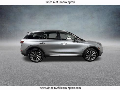 Certified 2022 Lincoln Corsair Reserve w/ Elements Package AWD/4WD image 9