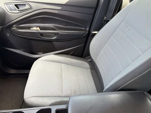 Used 2019 Ford Escape S FWD image 18