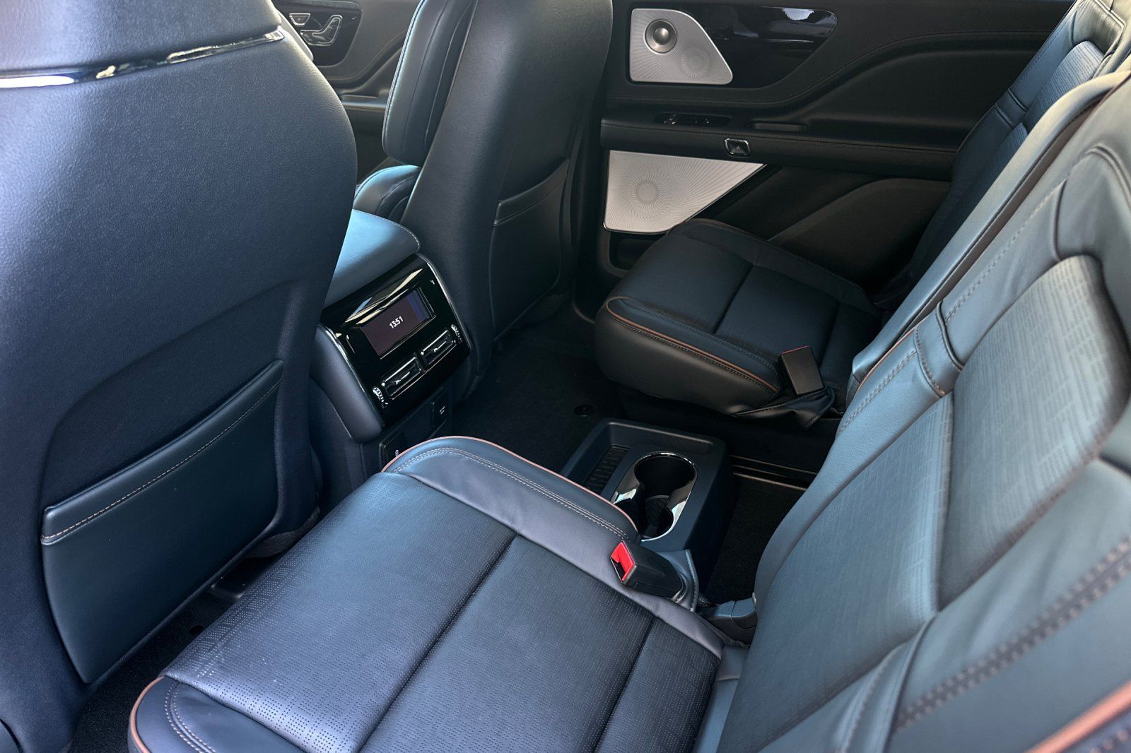 New 2026 Lincoln Aviator Black Label AWD/4WD image 11