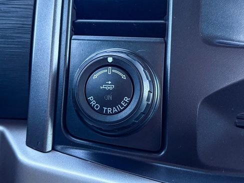 Used 2021 Ford F150 XLT w/ Trailer Tow Package image 24