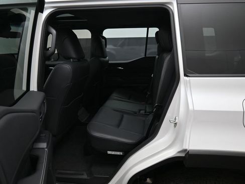 Certified 2024 Toyota Land Cruiser image 33