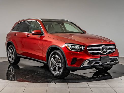 Certified 2022 Mercedes-Benz GLC 300 4MATIC image 3