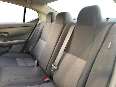 Used 2024 Nissan Sentra SV image 13