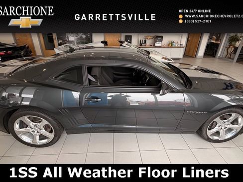 Used 2015 Chevrolet Camaro SS w/ Silver Rally Stripe Package image 1