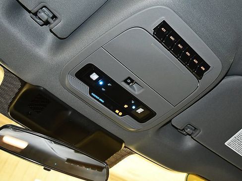 New 2026 Ford F250 XL w/ STX Appearance Package AWD/4WD image 26