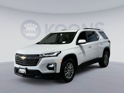 Used 2023 Chevrolet Traverse LT