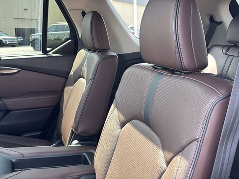 Used 2024 Honda Pilot Elite image 31