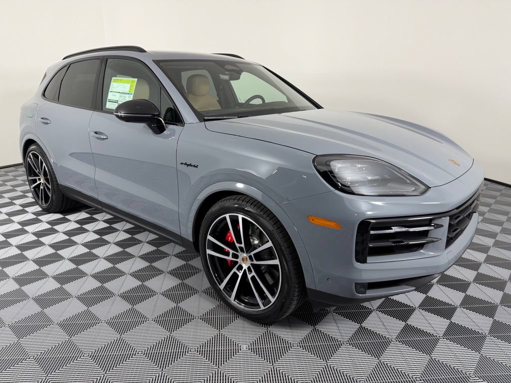 Used 2026 Porsche Cayenne S AWD/4WD image 12
