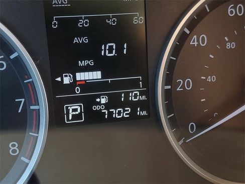 Used 2019 Nissan Kicks S image 22