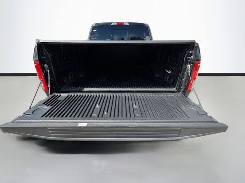 Used 2017 Ford F150 XLT w/ Equipment Group 302A Luxury image 12