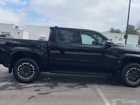 New 2026 Toyota Tacoma TRD Sport image 9