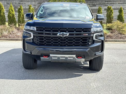 Used 2023 Chevrolet Tahoe Z71 w/ Luxury Package image 3