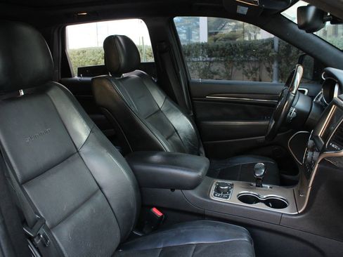 Used 2014 Jeep Grand Cherokee Summit image 23