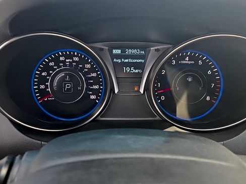 Used 2015 Hyundai Genesis 3.8 RWD image 14