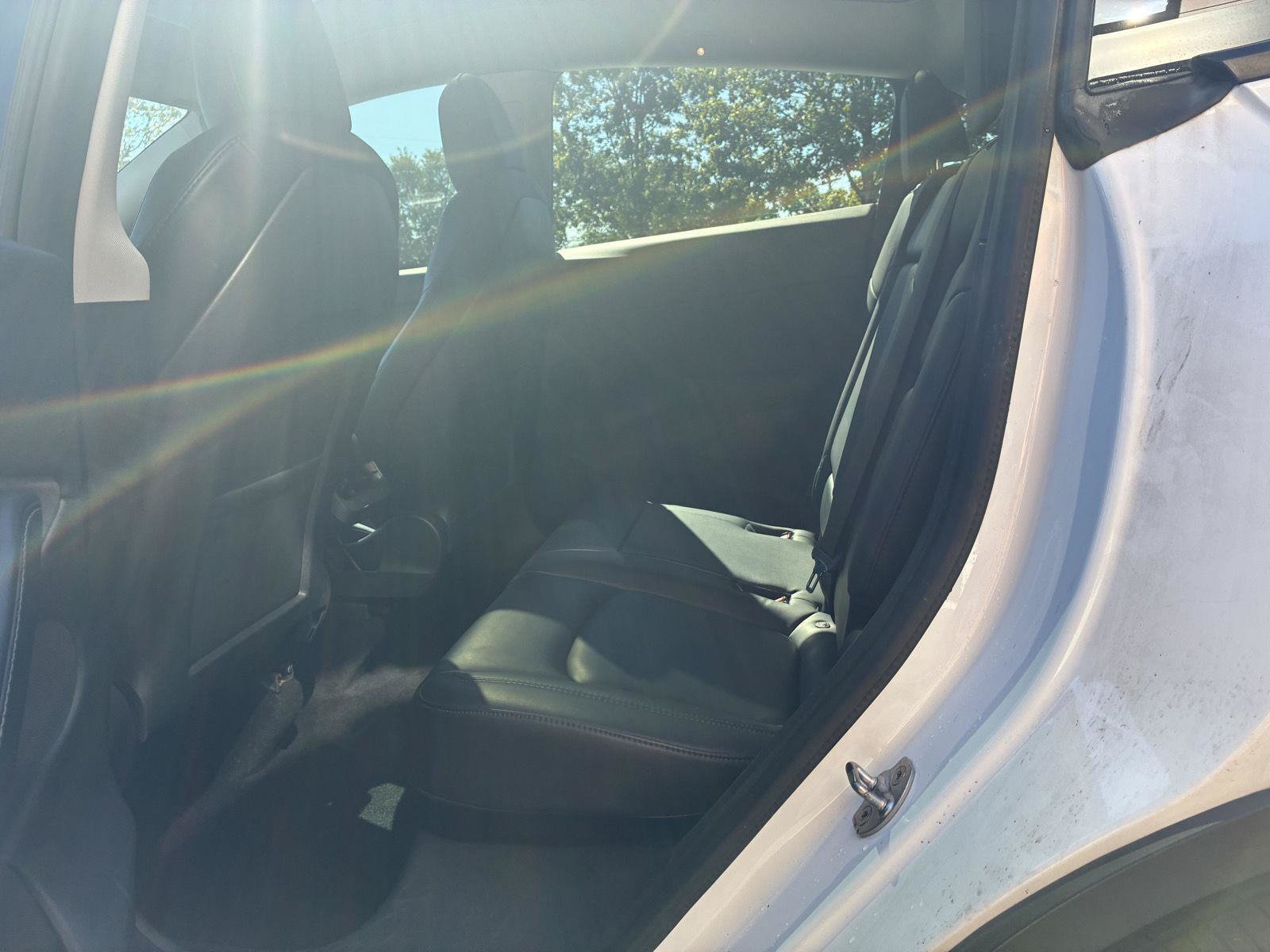 Used 2021 Tesla Model Y Long Range AWD/4WD image 18
