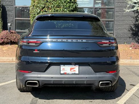 Used 2020 Porsche Cayenne image 12