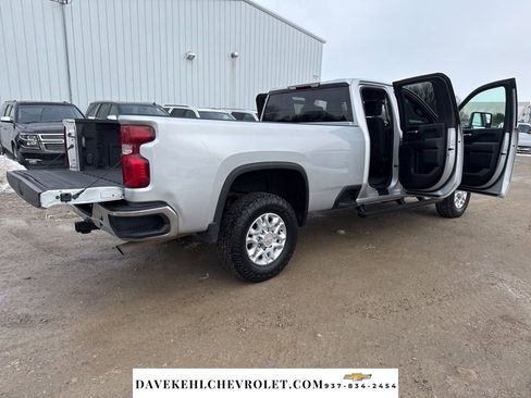 Used 2021 Chevrolet Silverado 2500 LT w/ Convenience Package image 30
