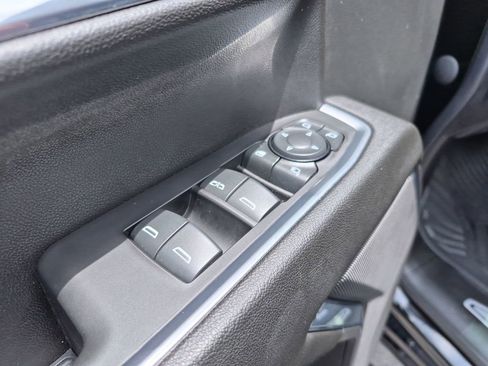 Used 2024 Chevrolet Silverado 2500 LT AWD/4WD image 18