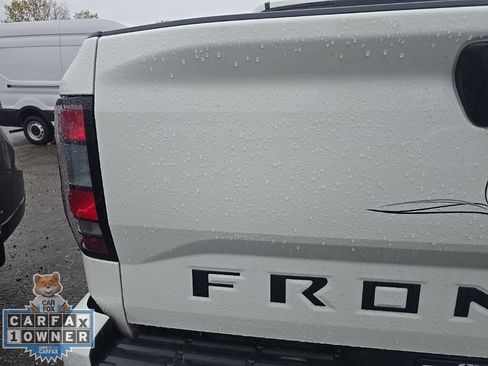 Used 2022 Nissan Frontier SV w/ SV Premium Package AWD/4WD image 13