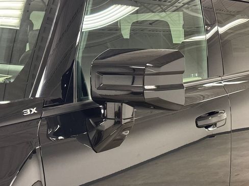 New 2026 GMC Hummer EV 4x4 Crew Cab image 11
