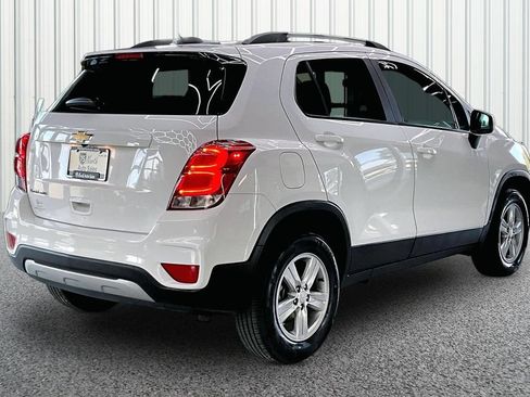 Used 2021 Chevrolet Trax LT AWD/4WD image 6