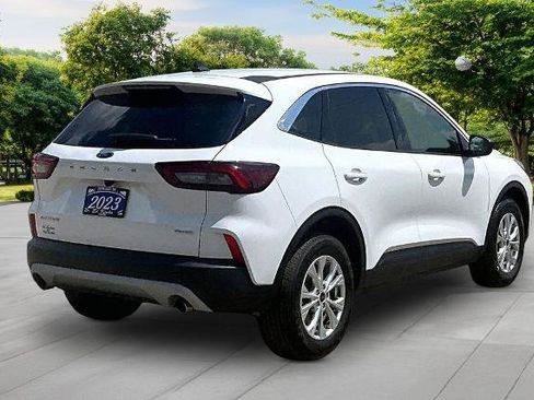 Certified 2023 Ford Escape Active AWD/4WD image 13