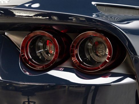 Used 2020 Ferrari 812 Superfast RWD image 31