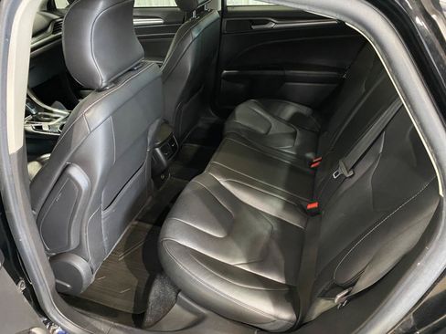 Used 2016 Ford Fusion Titanium FWD image 18