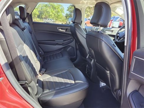 Used 2023 Ford Edge SEL w/ Convenience Package image 17