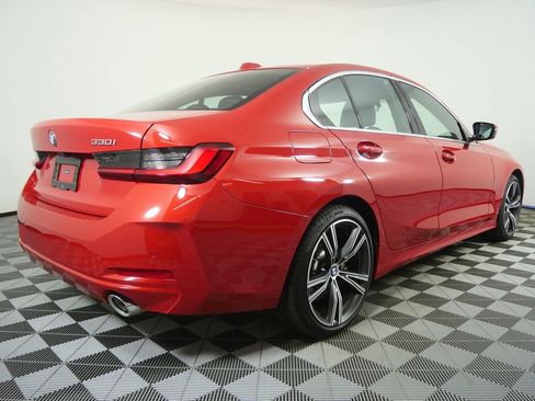 Used 2024 BMW 330i 330i image 3