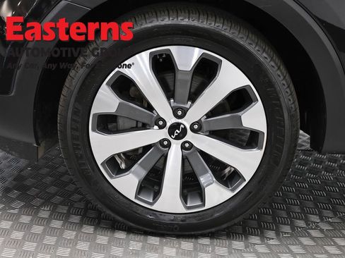 Used 2022 Kia Telluride S AWD/4WD image 33