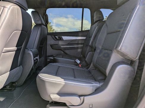 New 2025 Buick Enclave Sport Touring w/ Power Package image 15